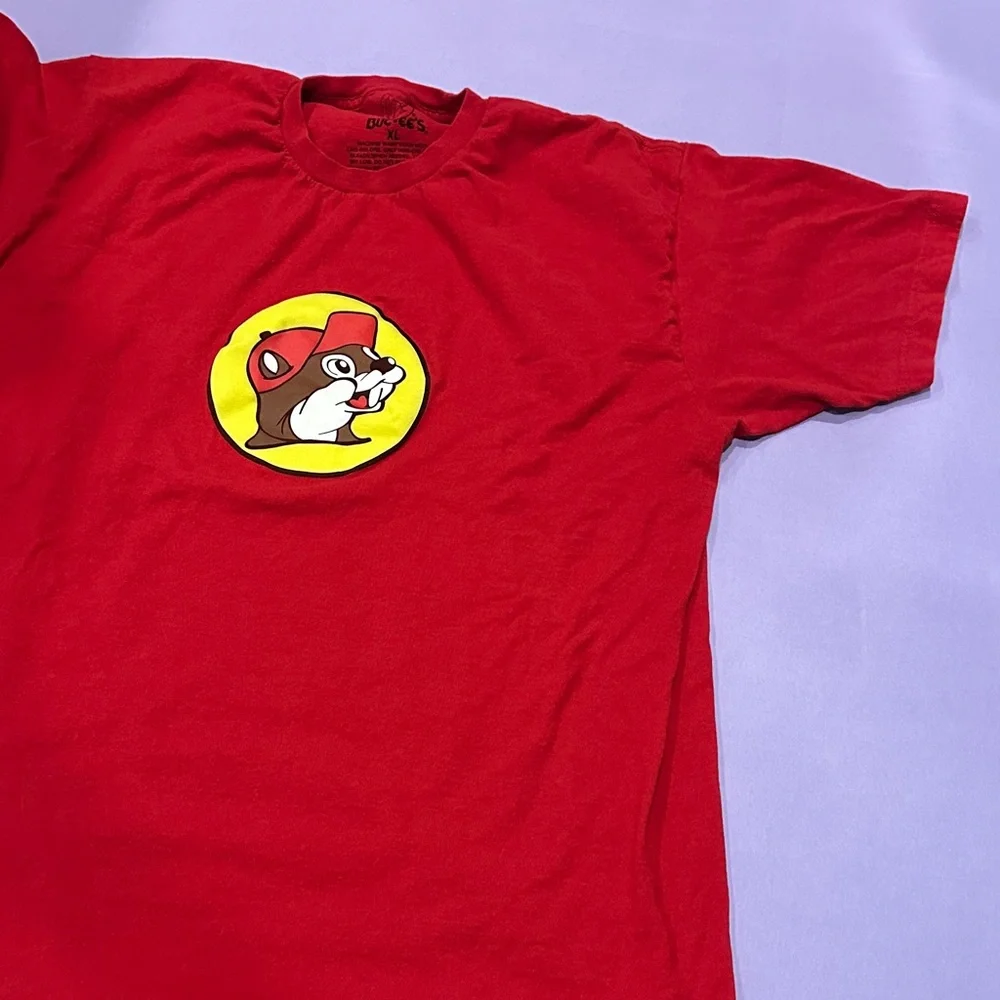 Buc-ee’s Beaver Tee - Picture 2 of 4